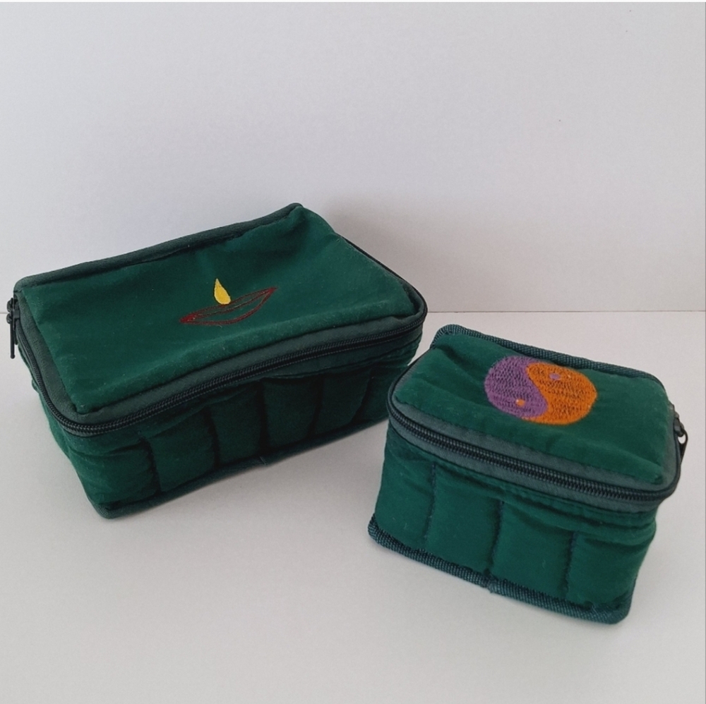 Bundle of 2 aromatherapy padded travel cases